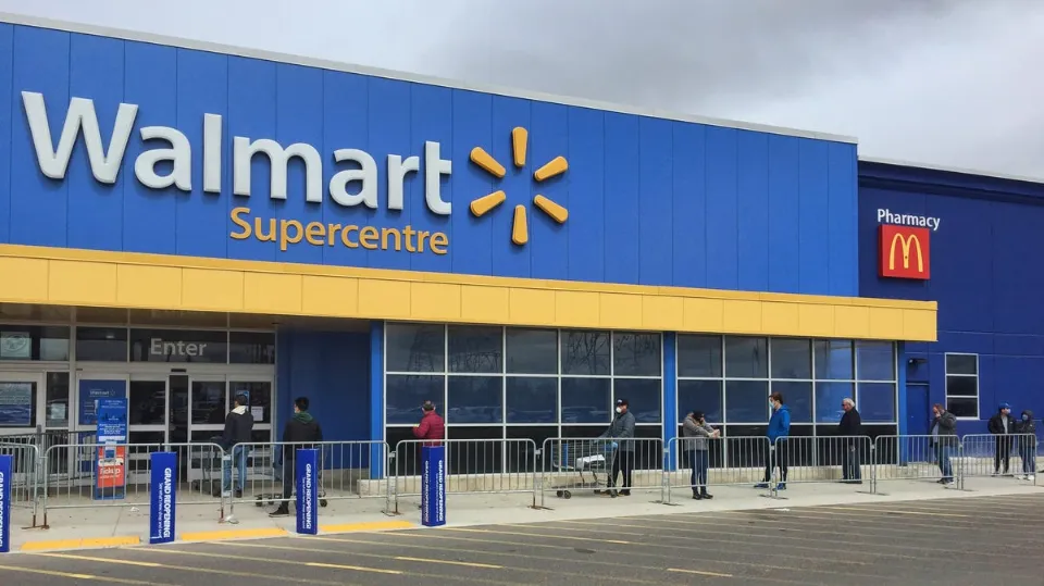 Does Walmart Develop Disposable Cameras