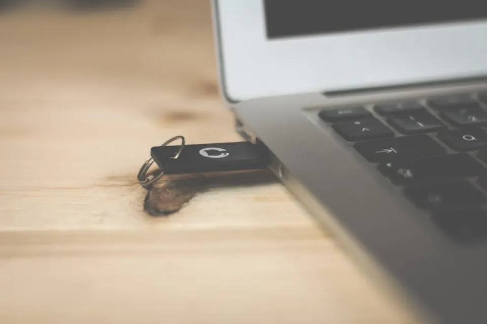 How to Eject a USB from a Mac