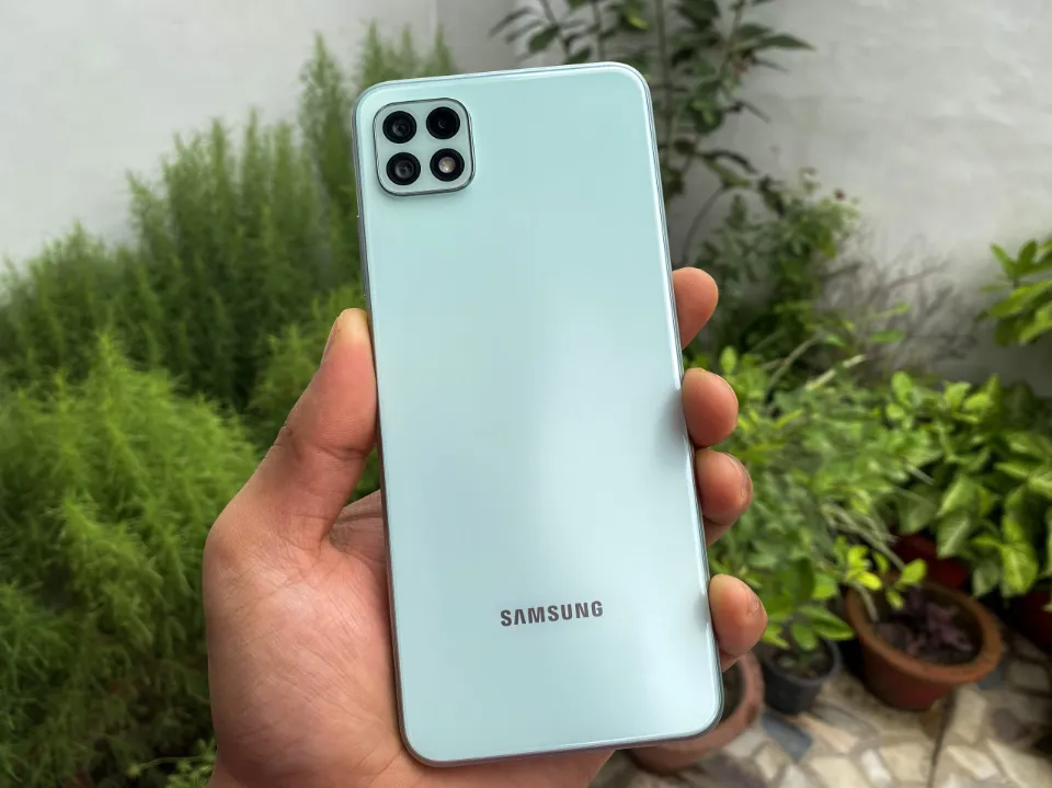Samsung Galaxy A22 Review